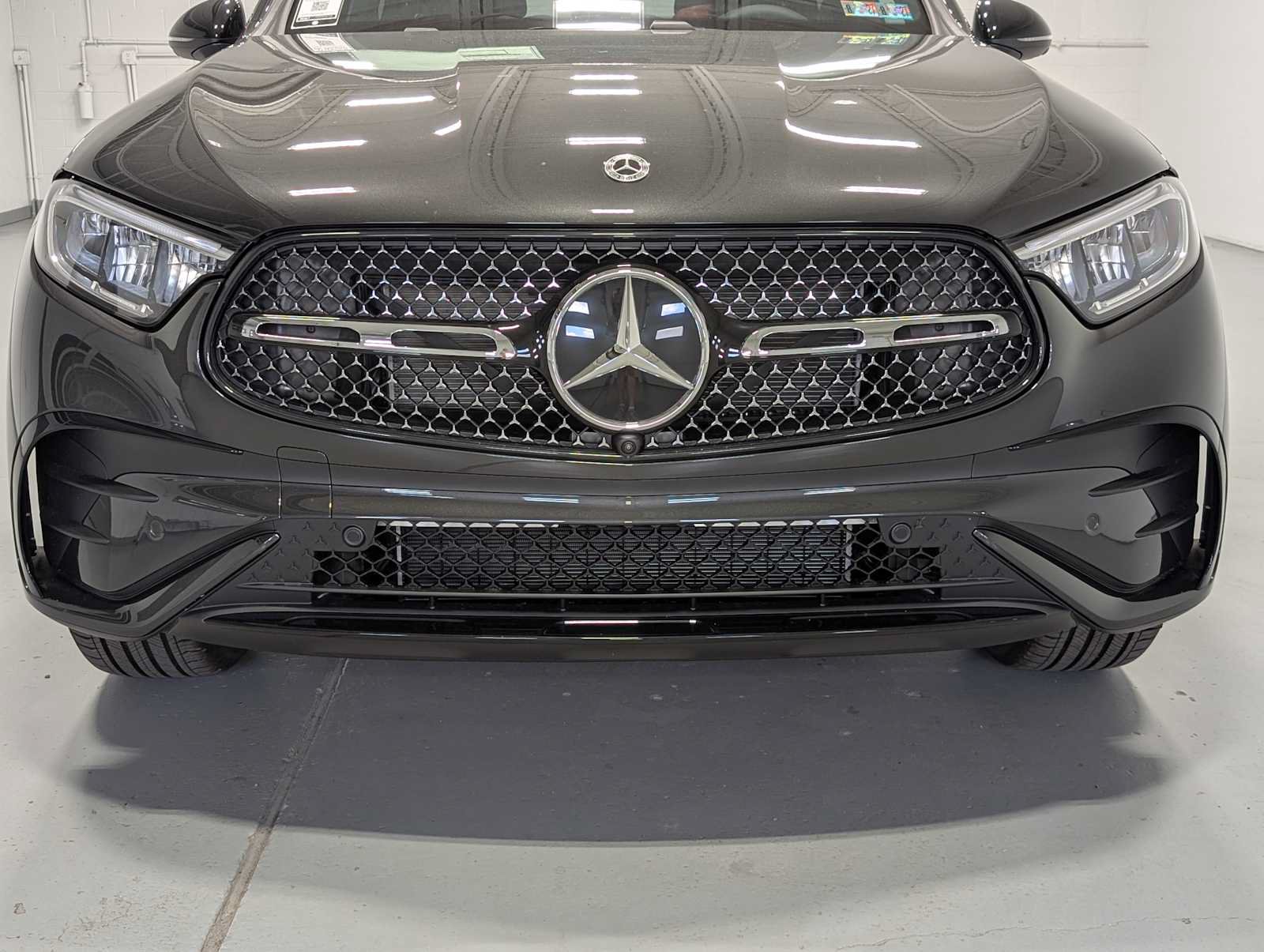 New 2026 Mercedes-Benz GLC 300 4MATIC image 2