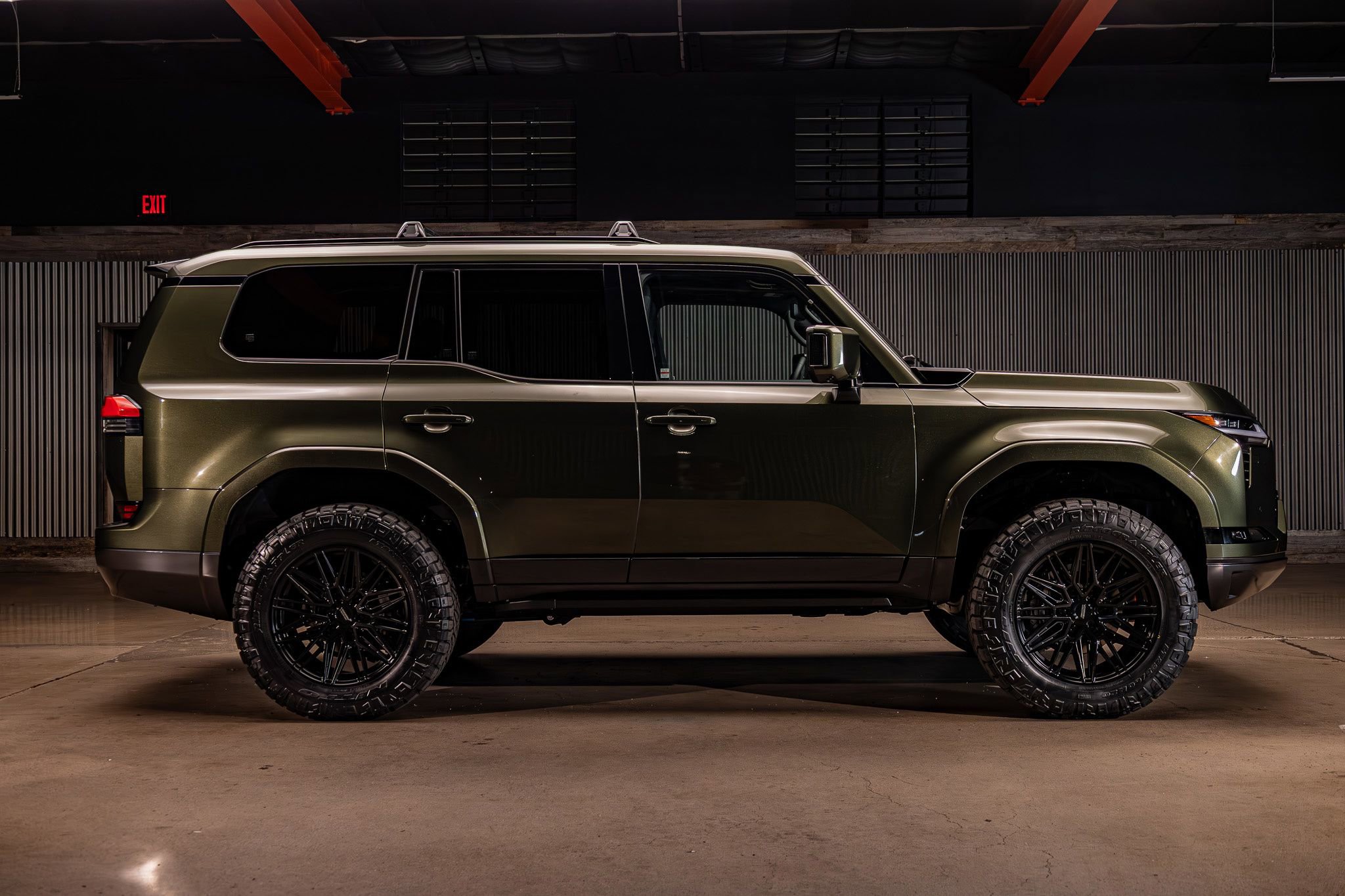 Used 2026 Lexus GX 550 Luxury+ w/ Accessory Package (2T) image 11