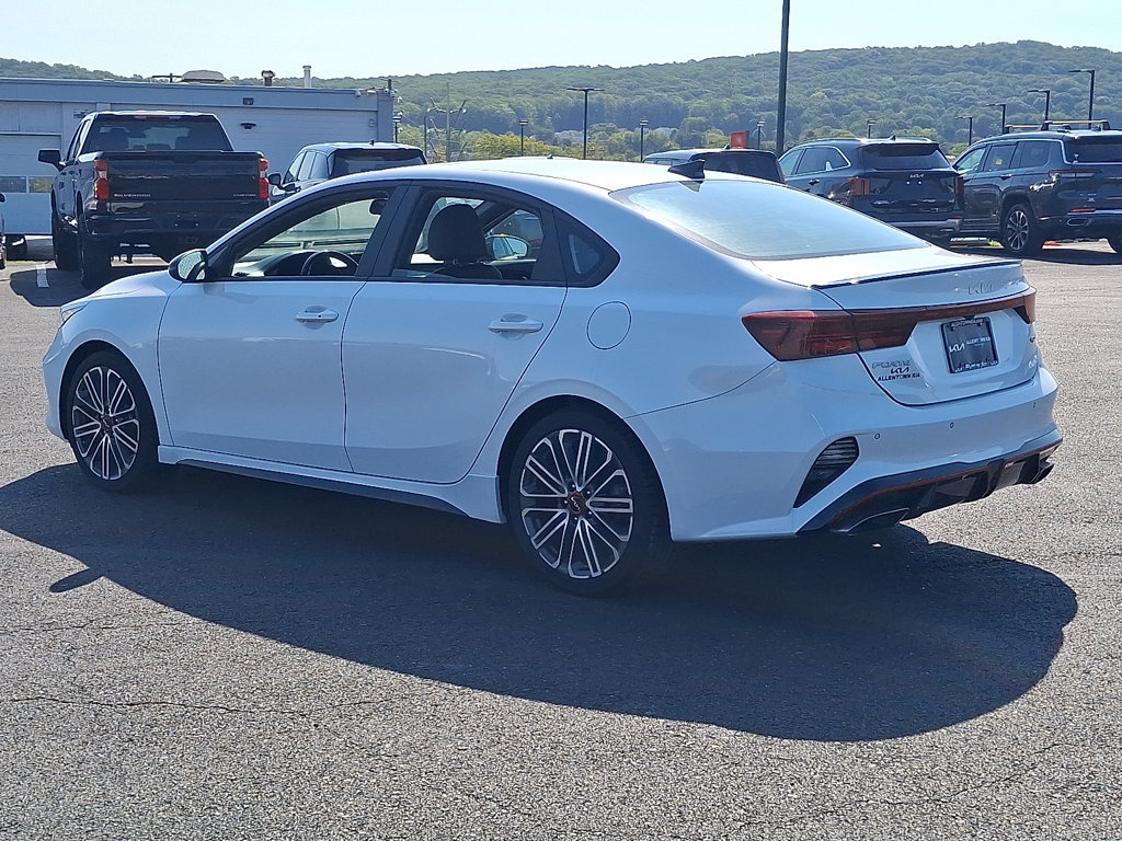Certified 2023 Kia Forte GT FWD image 4