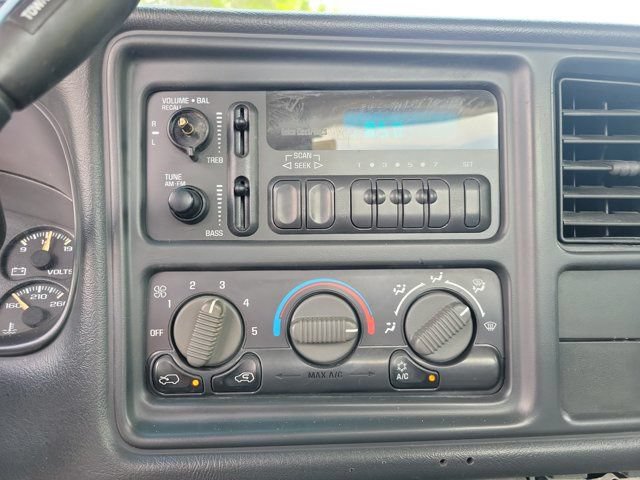 Used 2001 Chevrolet Silverado 1500 4x4 Regular Cab w/ Firm Ride Suspension Pkg image 14