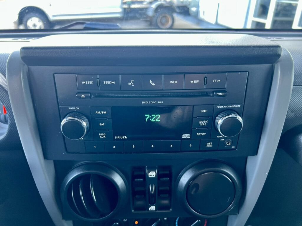 Used 2010 Jeep Wrangler Unlimited Sport AWD/4WD image 15