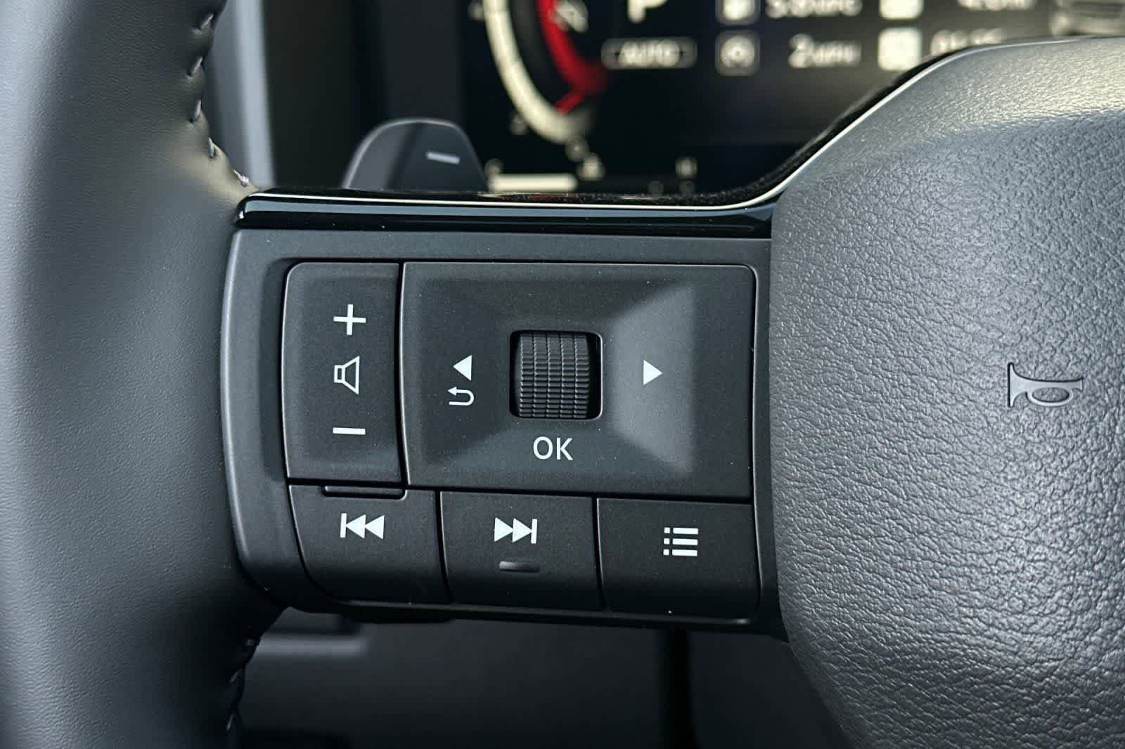 New 2026 Nissan Rogue Platinum image 30