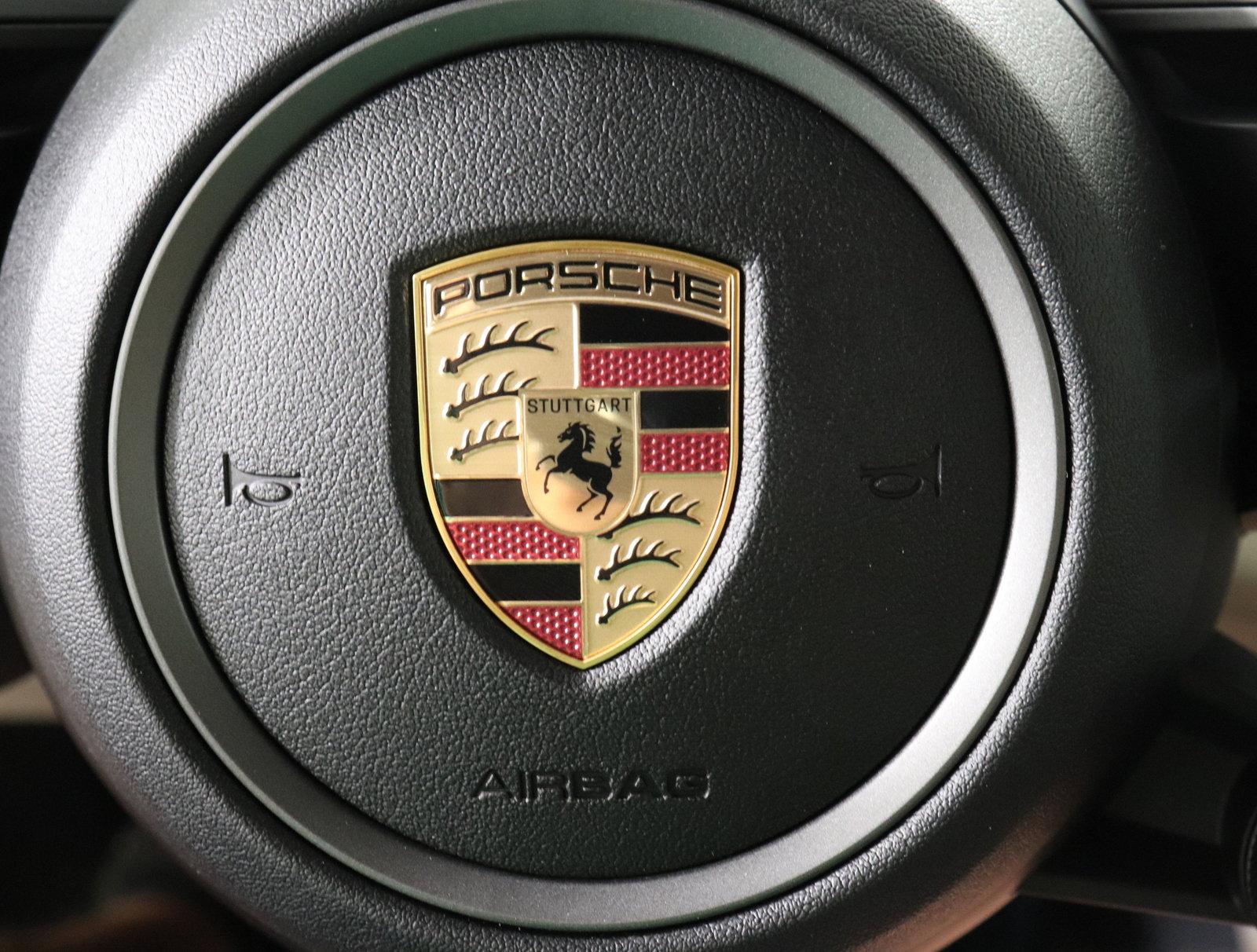 Used 2025 Porsche Taycan image 42