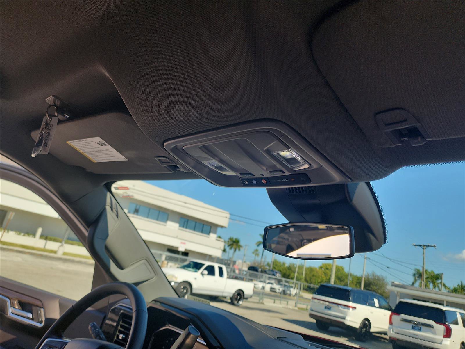 Used 2024 Chevrolet Silverado 1500 LT image 29