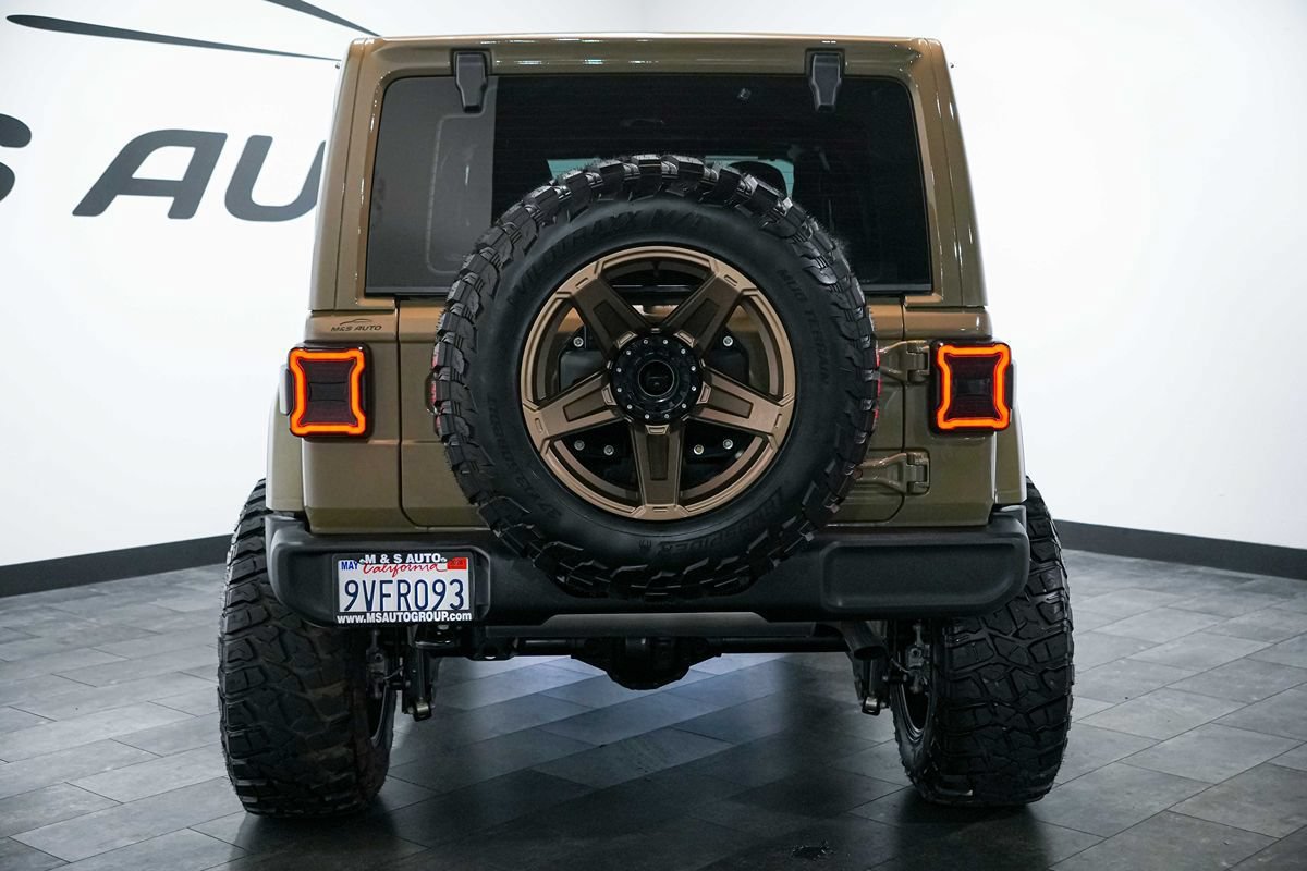 Used 2025 Jeep Wrangler Unlimited Sport AWD/4WD image 5