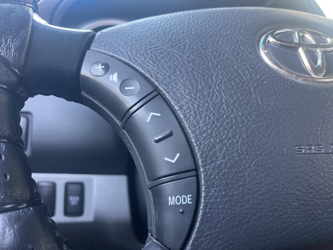 Used 2010 Toyota Tacoma PreRunner RWD image 36