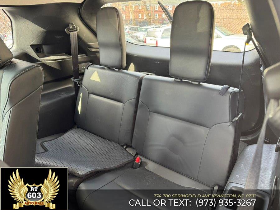 Used 2024 Mitsubishi Outlander AWD image 12