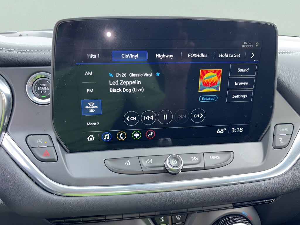Used 2024 Chevrolet Blazer LT FWD image 16