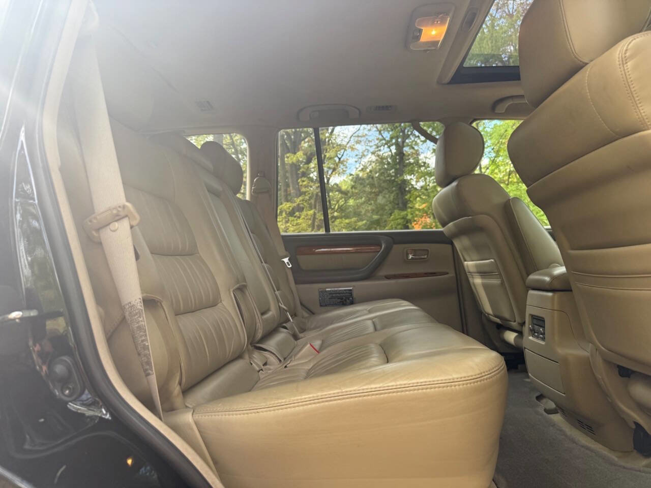 Used 2004 Lexus LX 470 4WD image 35