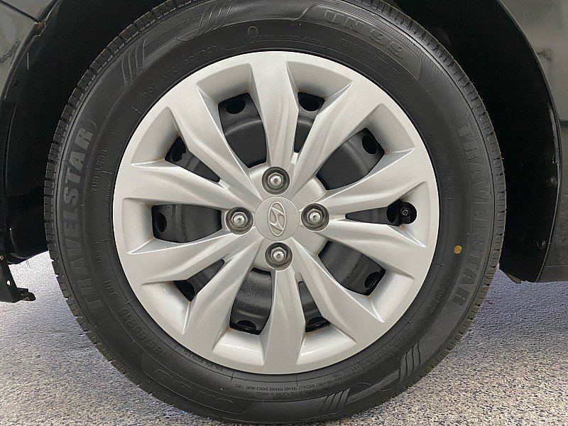 Used 2022 Hyundai Accent SE image 23