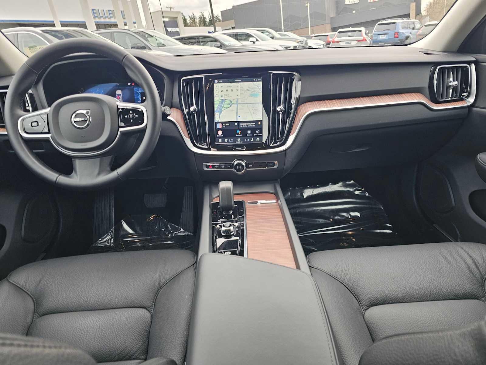 Certified 2025 Volvo V60 B5 Cross Country Plus AWD/4WD image 21