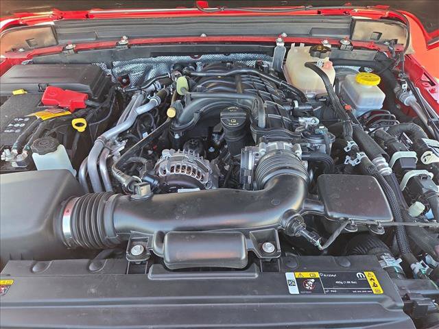 Used 2024 Jeep Wrangler Unlimited Sahara w/ Technology Group AWD/4WD image 23
