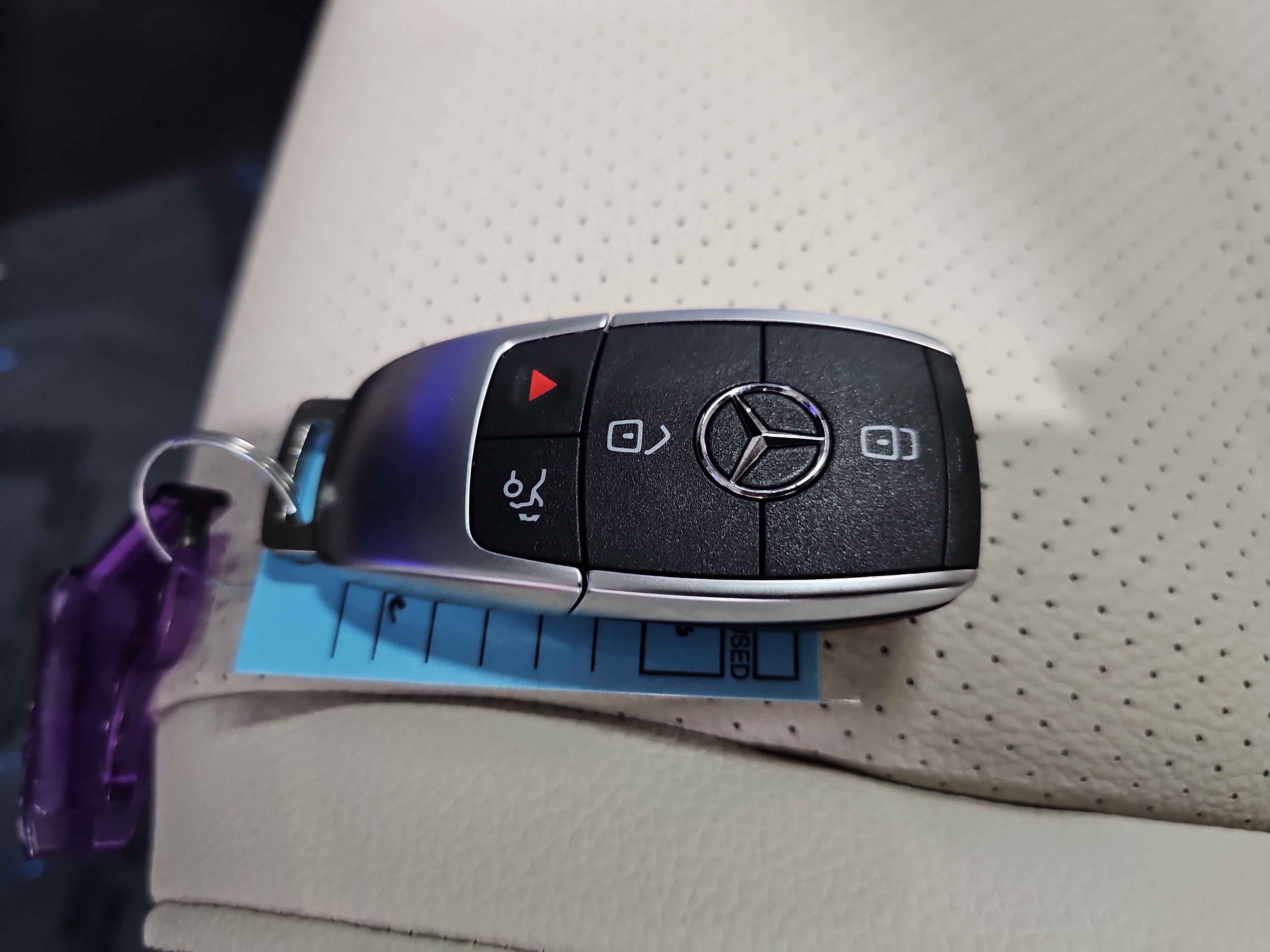 New 2026 Mercedes-Benz GLS 450 4MATIC image 38