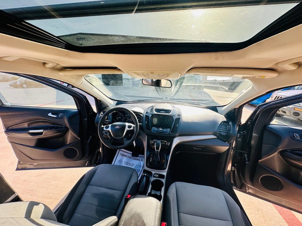 Used 2016 Ford Escape SE w/ Equipment Group 201A image 18