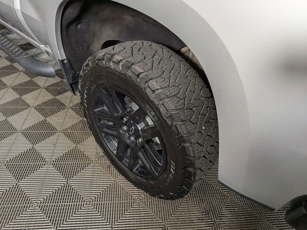 Used 2022 Chevrolet Silverado 1500 LT Trail Boss w/ LT Trail Boss Premium Package AWD/4WD image 15