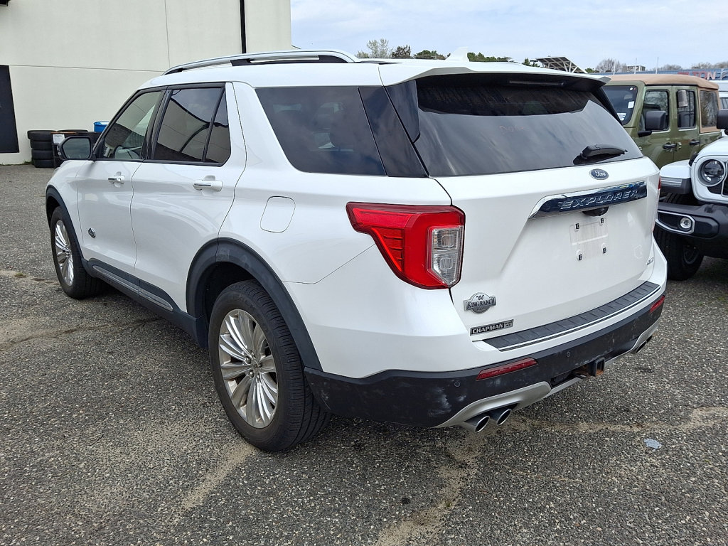 Used 2021 Ford Explorer King Ranch w/ Premium Technology Package image 4