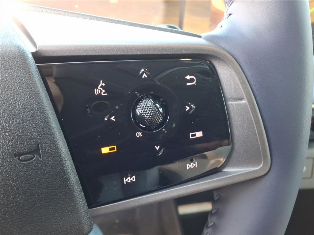 New 2026 Nissan Leaf Platinum+ image 23