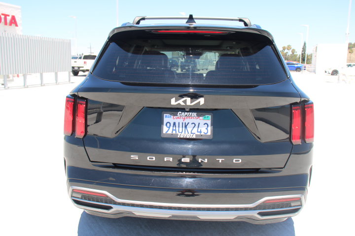 Used 2022 Kia Sorento SX FWD image 4