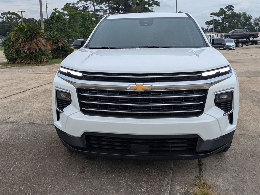 New 2026 Chevrolet Traverse LT w/ Driver Confidence Package image 2