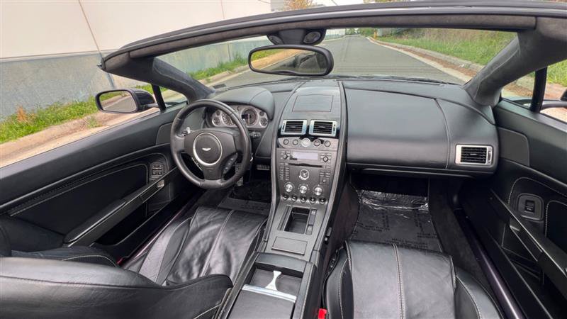 Used 2008 Aston Martin V8 Vantage Roadster RWD image 68