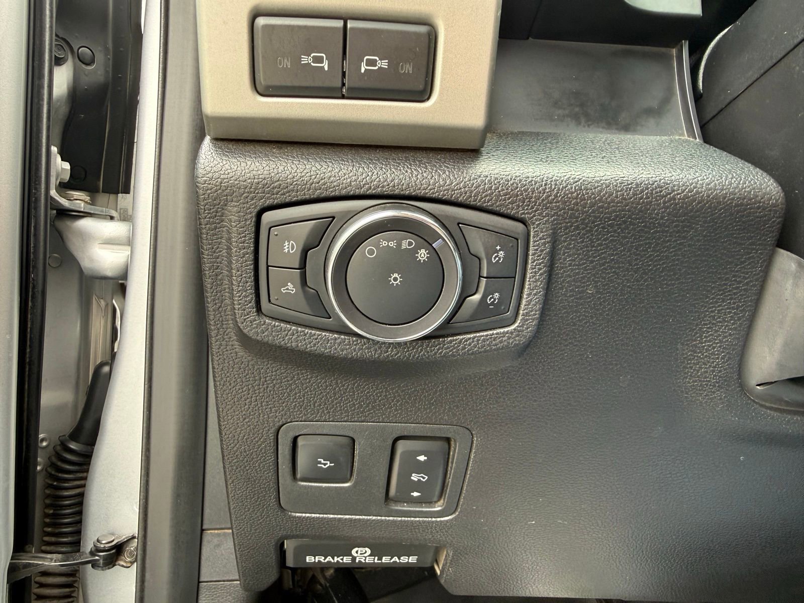 Used 2019 Ford F350 Lariat w/ Lariat Ultimate Package image 21