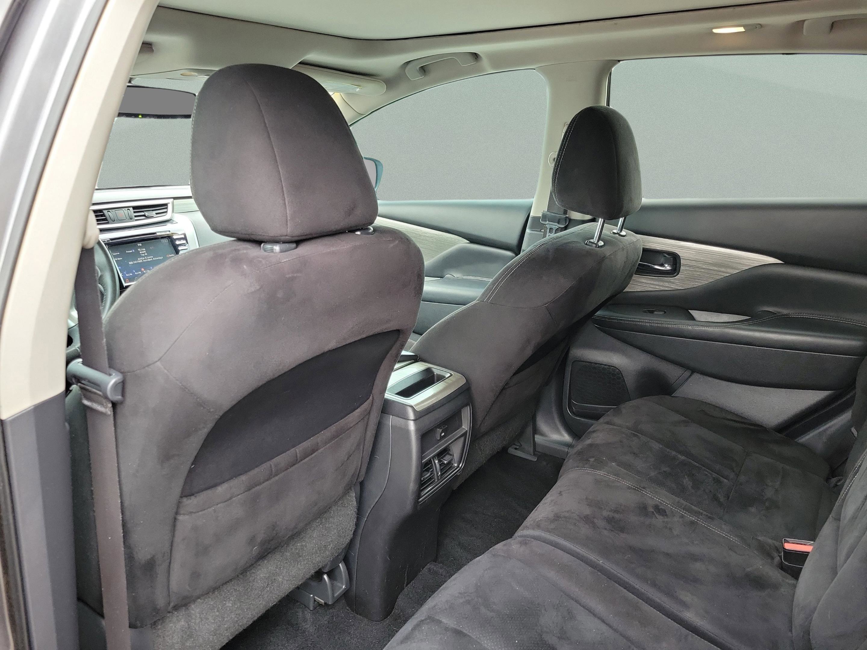 Used 2017 Nissan Murano SV w/ Premium Plus Package image 22