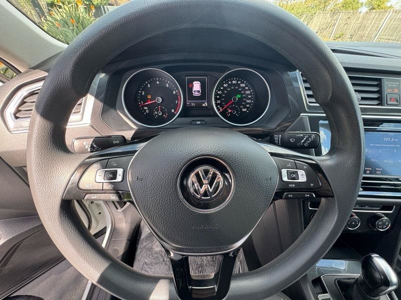 Used 2019 Volkswagen Tiguan S FWD image 14