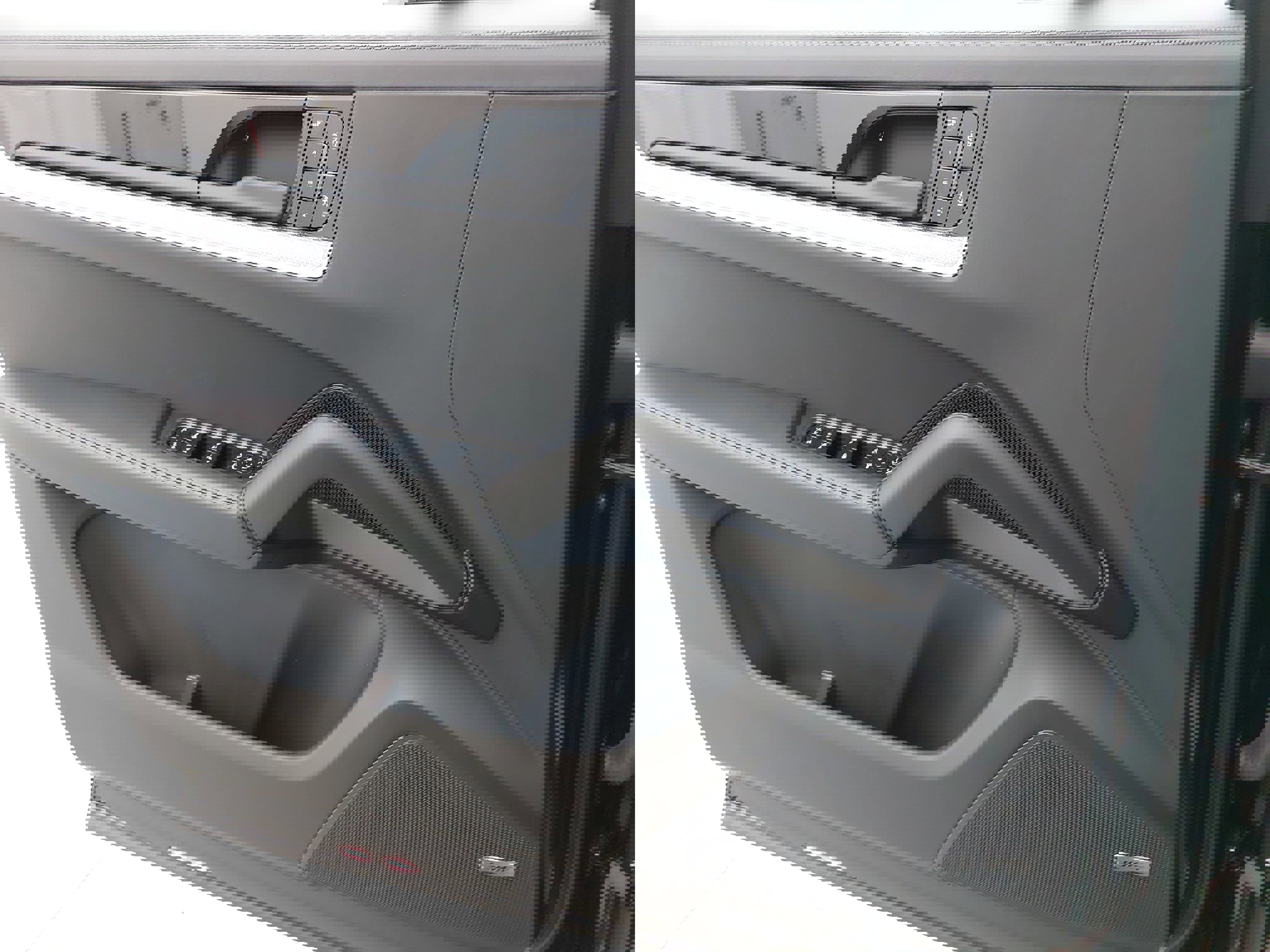 Used 2025 Porsche Cayenne Coupe w/ Premium Package Plus image 28