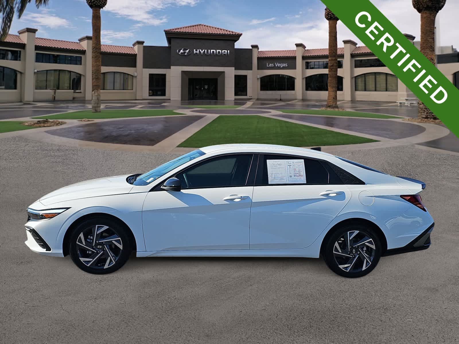 Used 2025 Hyundai Elantra Sport FWD image 5