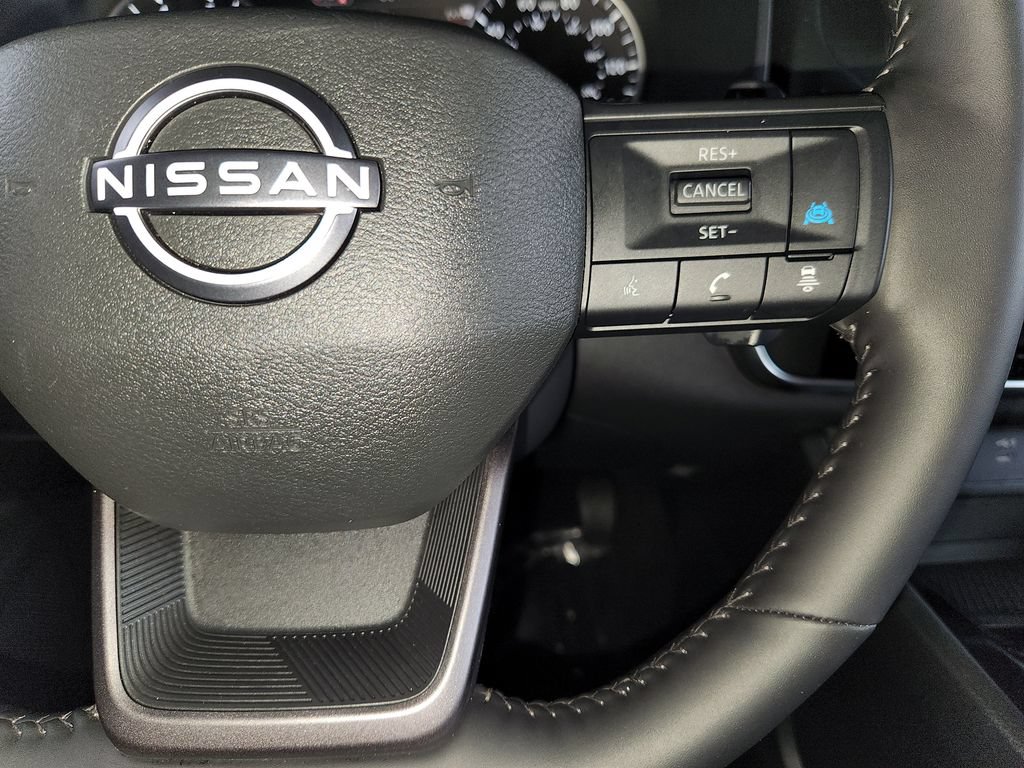 Used 2026 Nissan Rogue SV FWD image 25