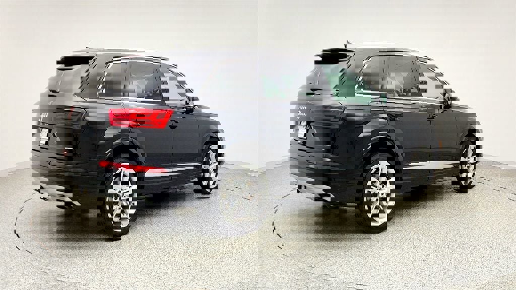 Used 2019 Audi Q7 3.0T Prestige image 5