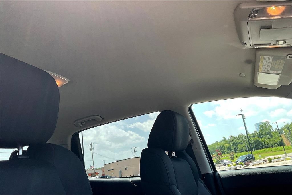 Used 2021 Toyota Tundra SR5 w/ Convenience Package AWD/4WD image 18