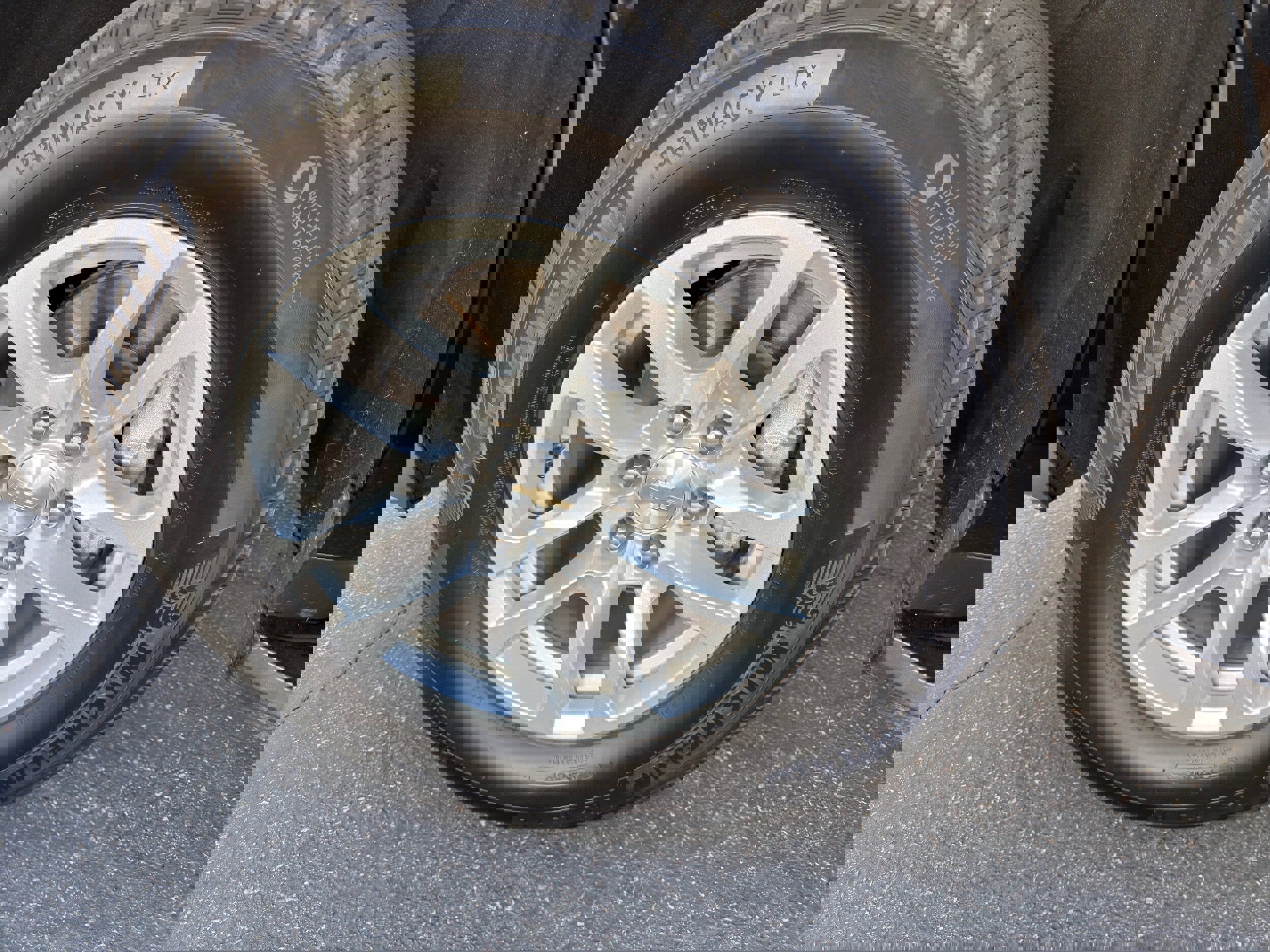 Used 2024 Chevrolet Tahoe LT image 35