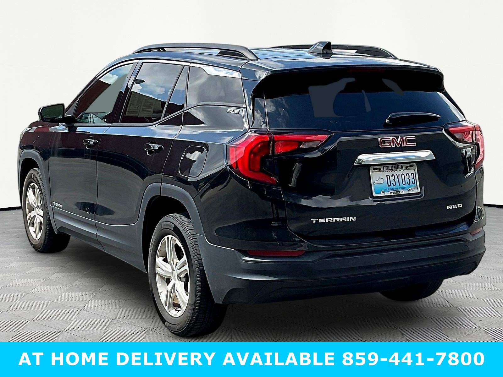 Used 2019 GMC Terrain SLE w/ Driver Convenience Package AWD/4WD image 4