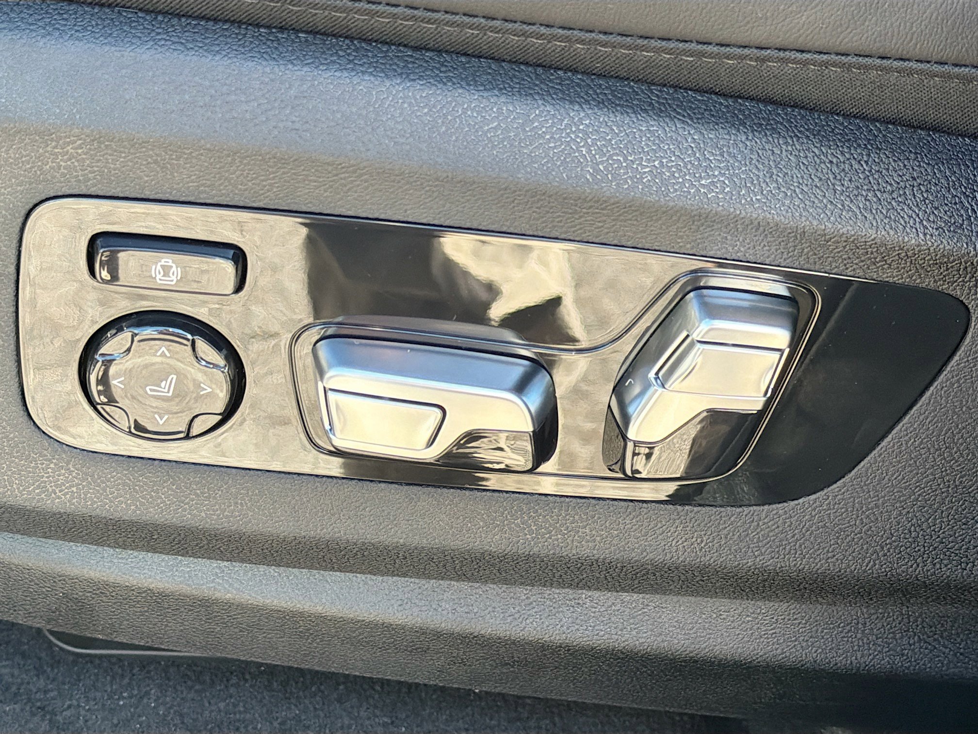 New 2026 BMW X7 xDrive40i w/ M Sport Package image 27