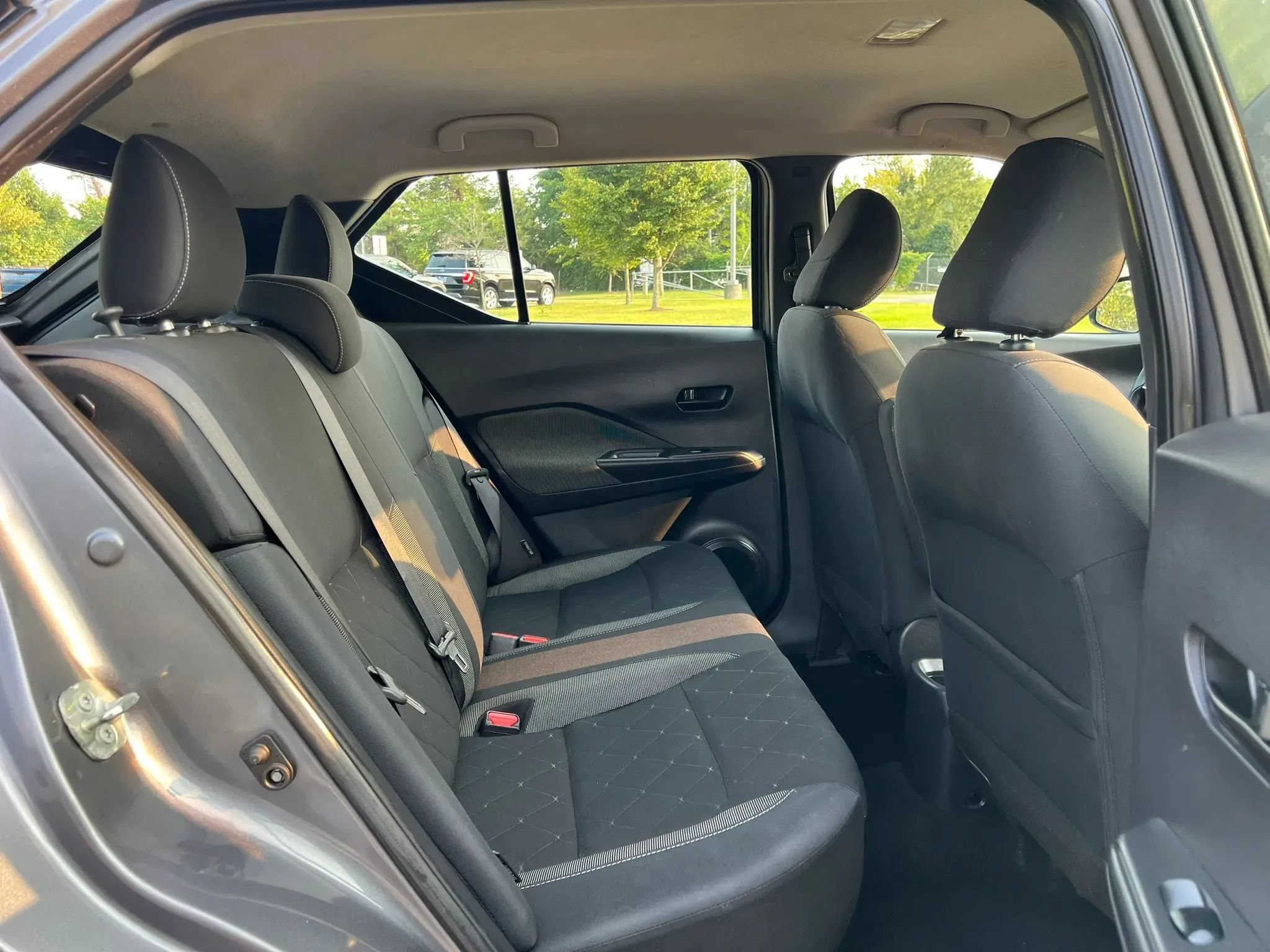 Used 2020 Nissan Kicks S FWD image 19