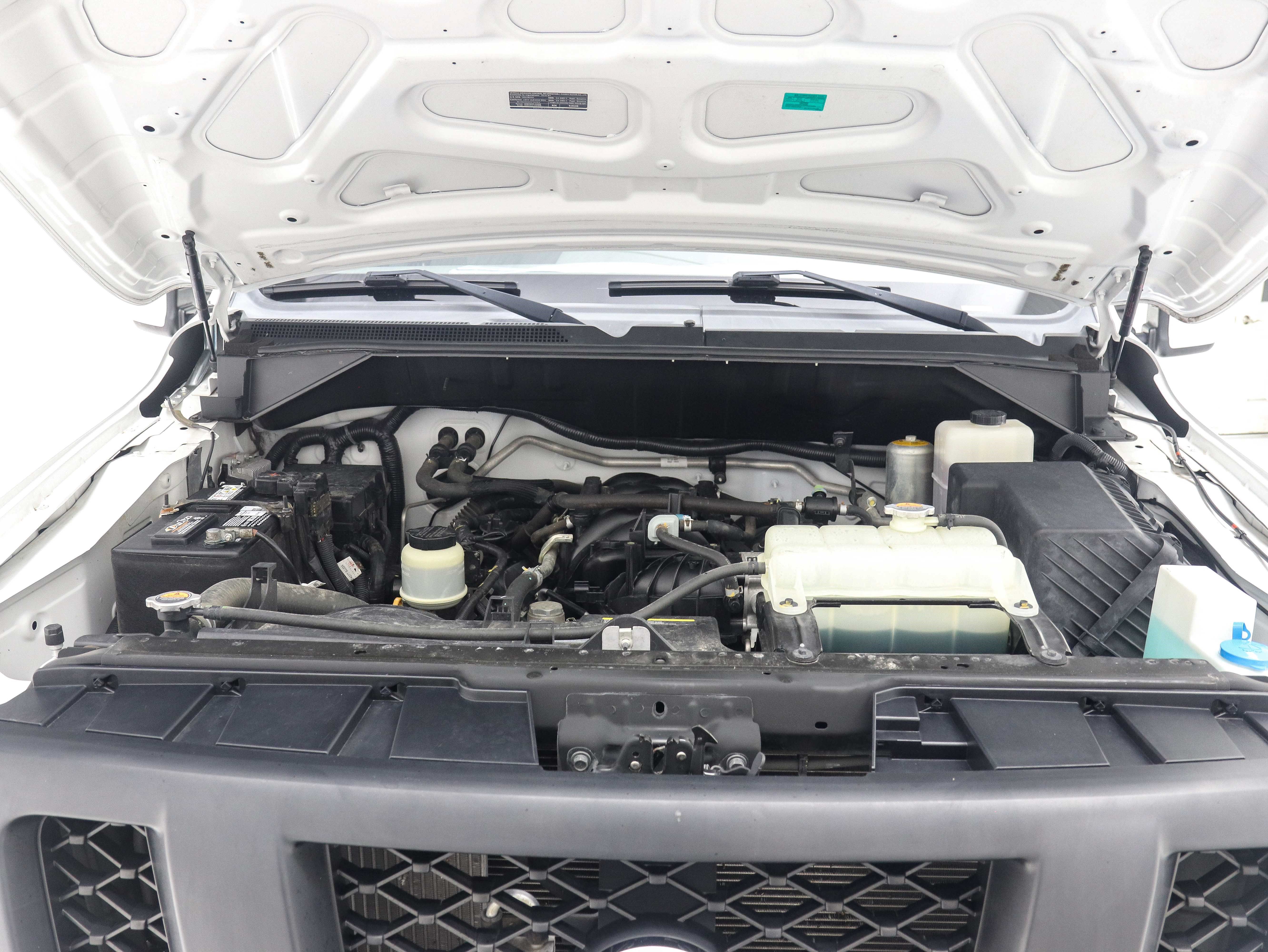 Used 2018 Nissan NV 2500 SV RWD image 24
