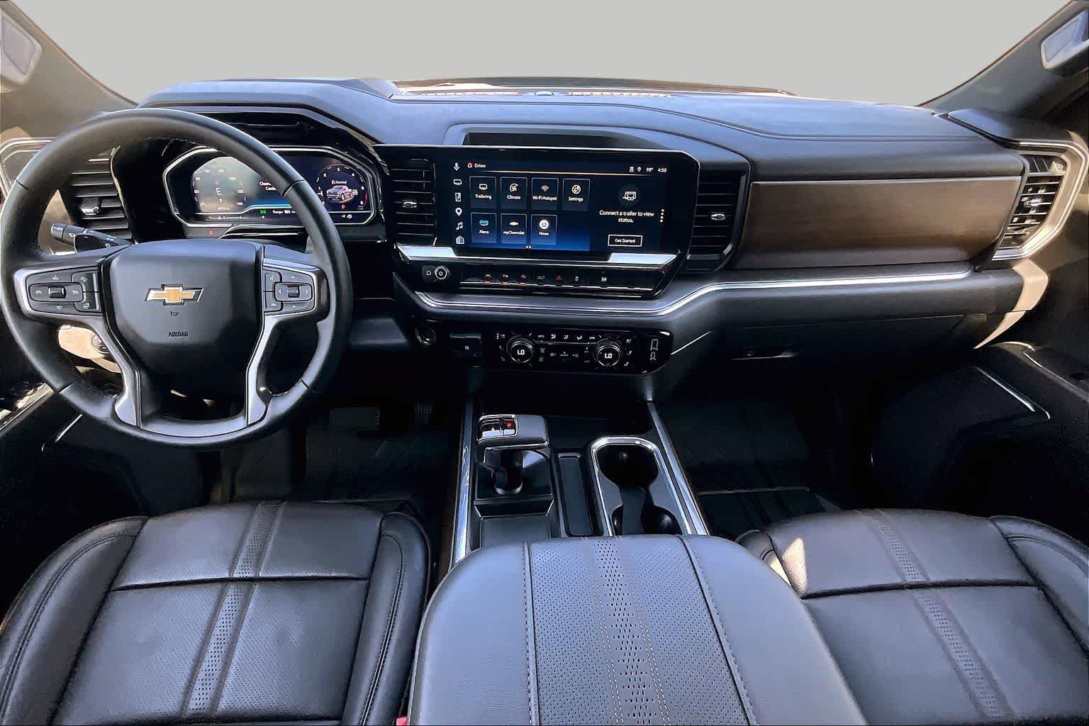 Used 2024 Chevrolet Silverado 1500 High Country w/ High Country Premium Package AWD/4WD image 16