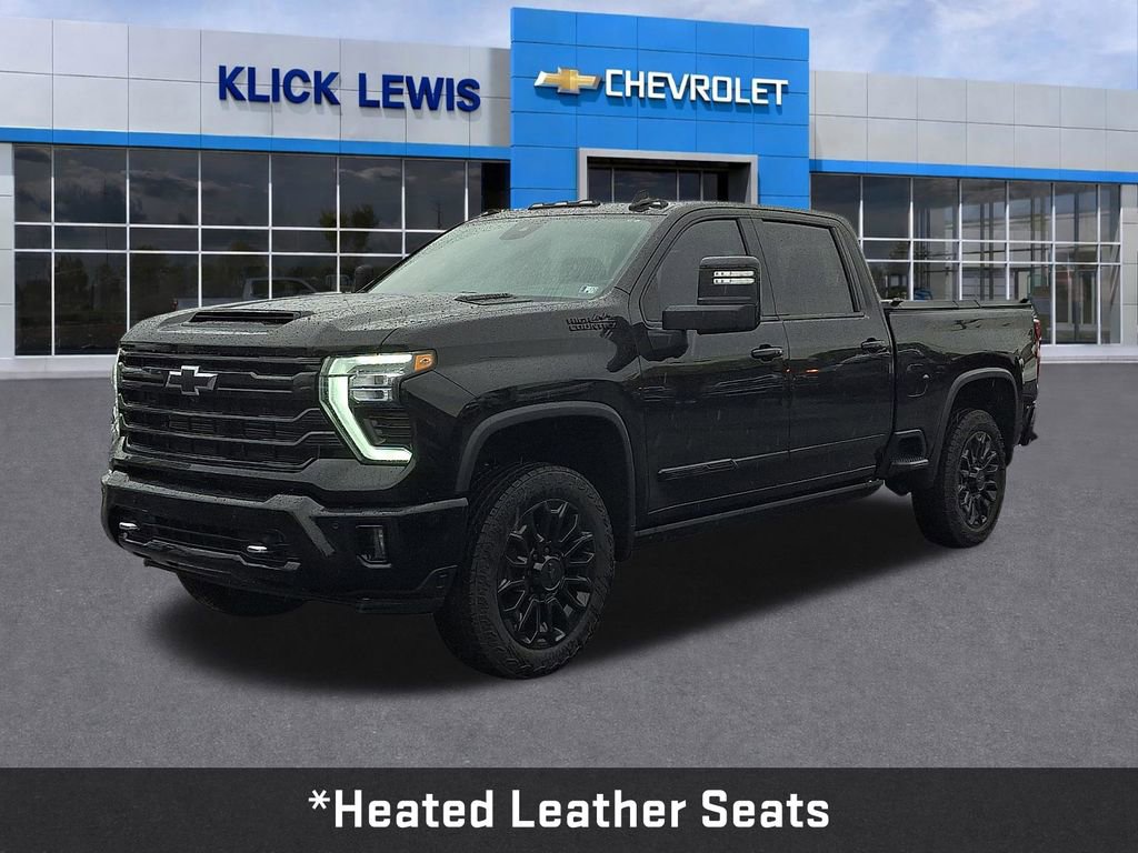 Used 2025 Chevrolet Silverado 2500 High Country w/ Midnight Edition image 3
