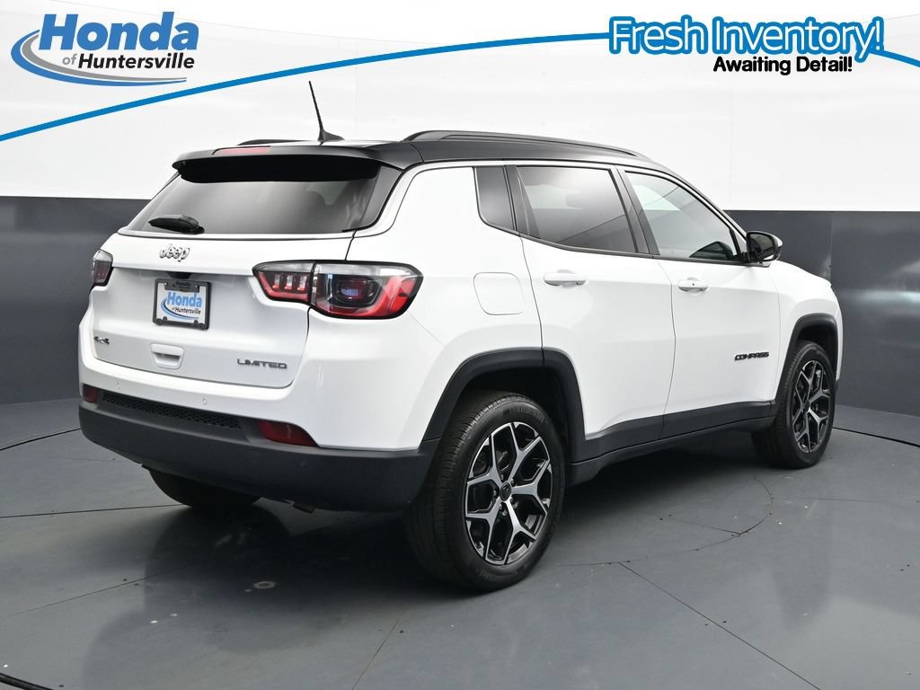 Used 2025 Jeep Compass Limited AWD/4WD image 10