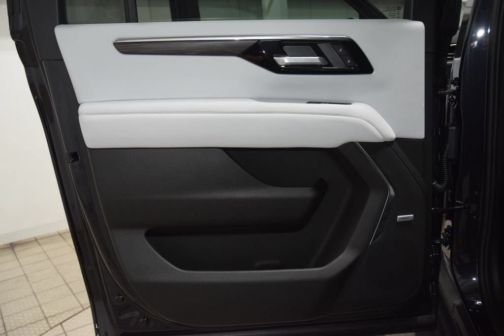 New 2026 Chevrolet Suburban Premier AWD/4WD image 48