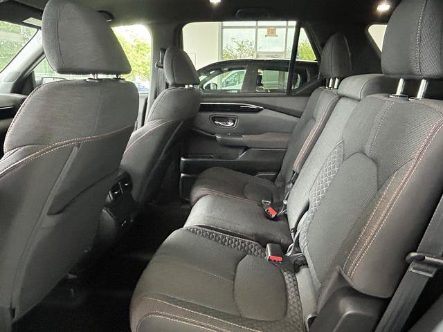Used 2024 Honda Pilot Sport image 22