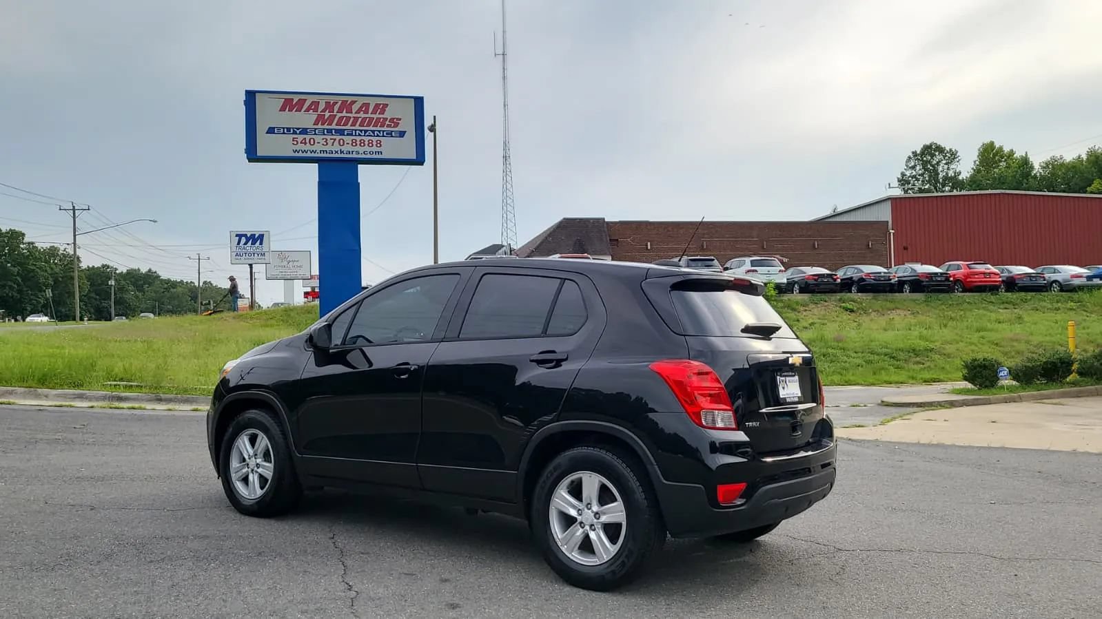 Used 2019 Chevrolet Trax LS FWD image 4