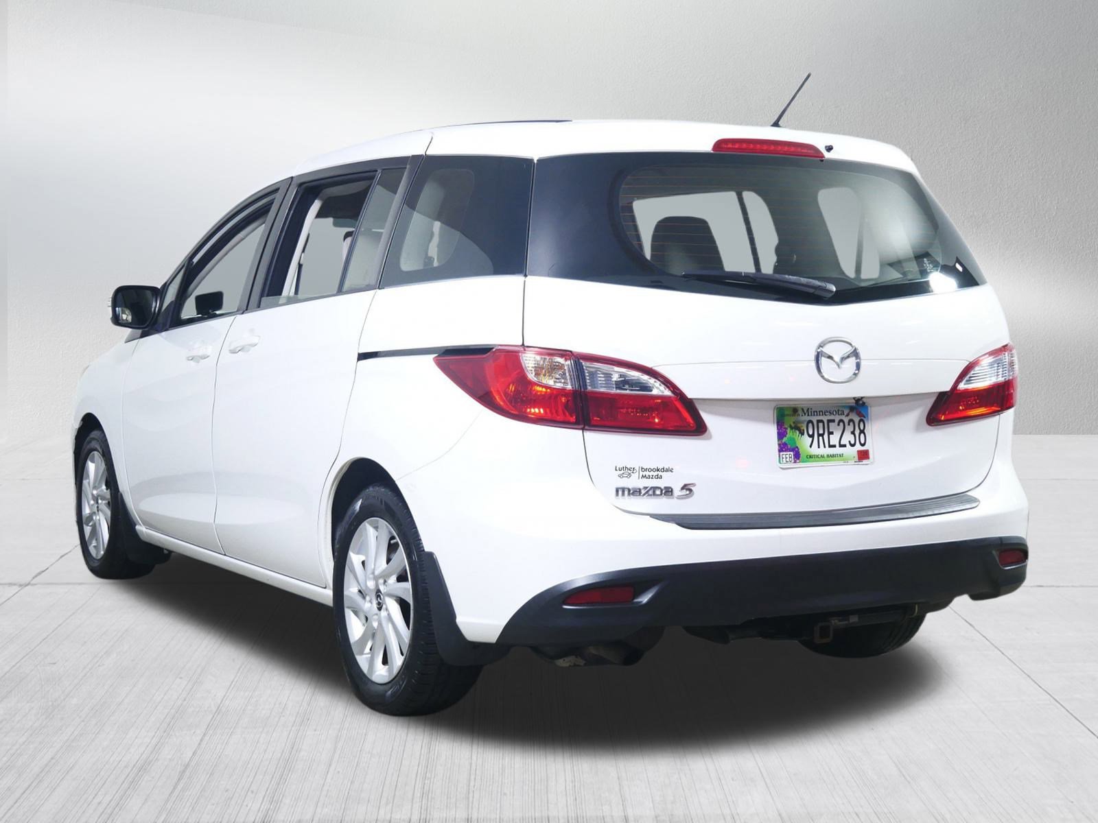 Used 2015 MAZDA MAZDA5 Sport image 5