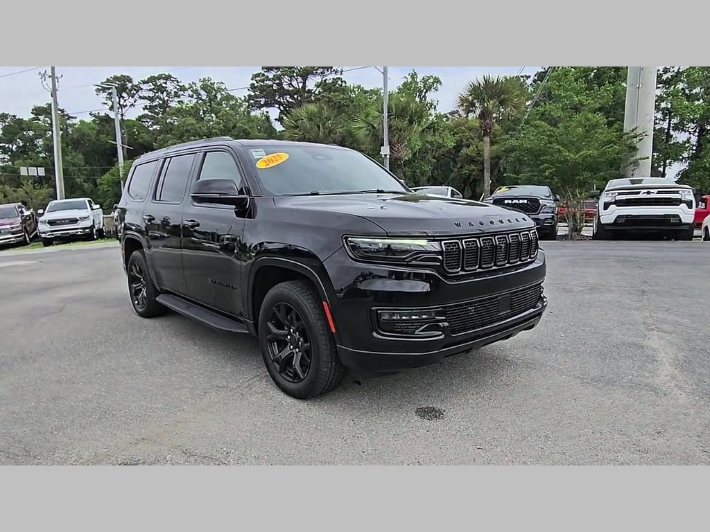 Used 2025 Jeep Wagoneer Series II w/ Convenience Group I AWD/4WD image 37