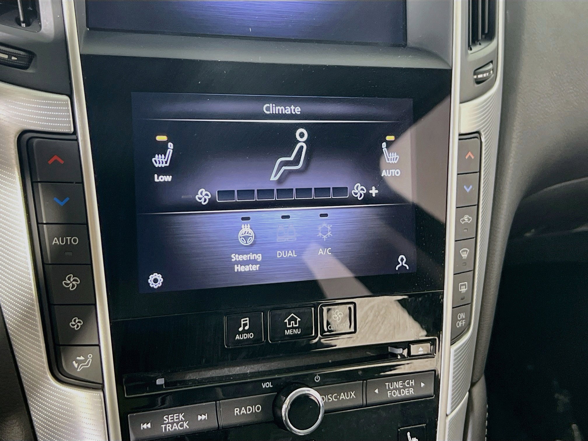 Used 2022 INFINITI Q50 Luxe w/ Cargo Package AWD/4WD image 15