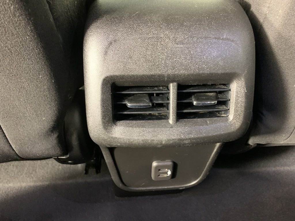 Used 2021 Chevrolet Equinox LS w/ LS Convenience Package AWD/4WD image 30