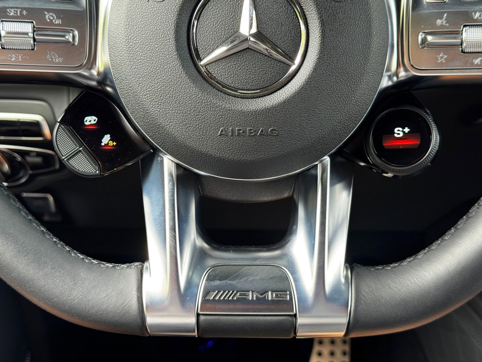 Used 2023 Mercedes-Benz G 63 AMG Squared image 30