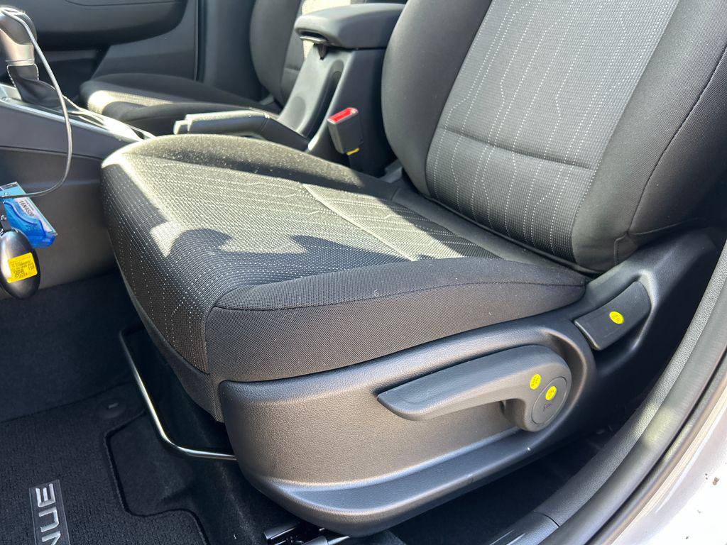 New 2026 Hyundai Venue SE FWD image 15