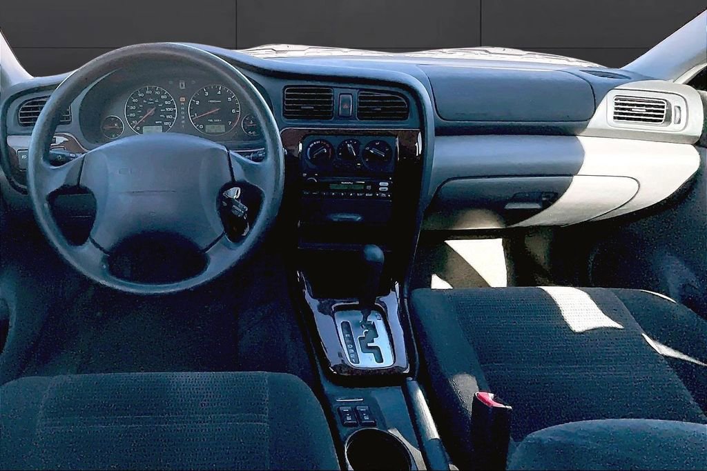 Used 2003 Subaru Outback Wagon image 5